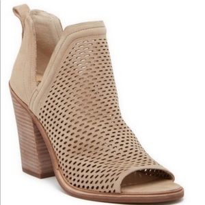 Vince Camuto Kensa Booties